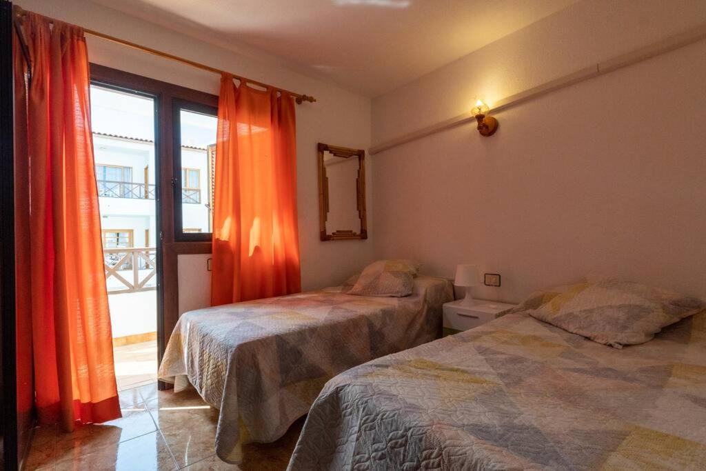 Apartamento Con 2 Terrazas En Los Cristianos Los Cristianos  Esterno foto